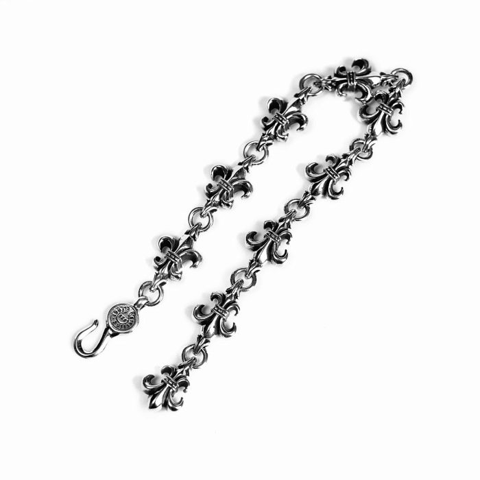 BS-Fleur-Cross-Cut-out-Link-Bracelet1.jpeg
